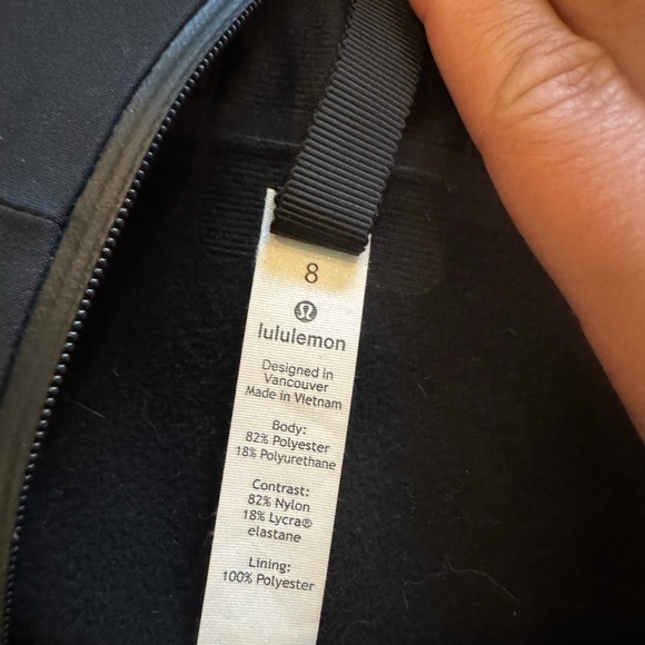 Black Lululemon Shell Jacket - Picture 8 of 10